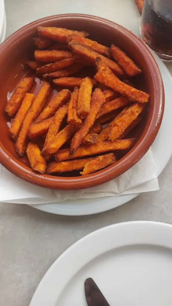 Gabriele Gasparin_Restaurante Teleclub de Mancha Blanca_Tinajo_review