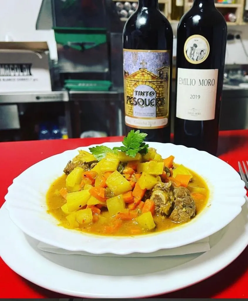 José Antonio Serrat_Bar Cafetería Tamasite_Tuineje_review