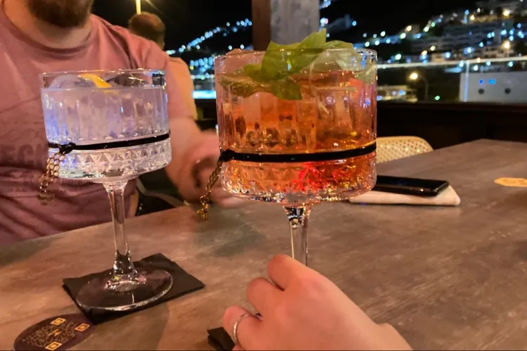 Menu_Tipsy Bee_Puerto Rico_image_8