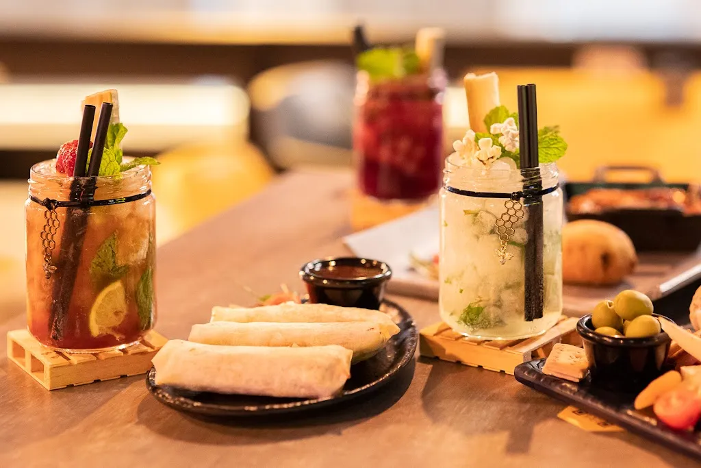 Tipsy Bee_Puerto Rico_slider_image_3