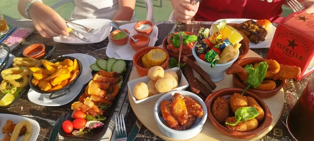 Gary Viall_Bar-Tapas Club_Puerto Rico_review