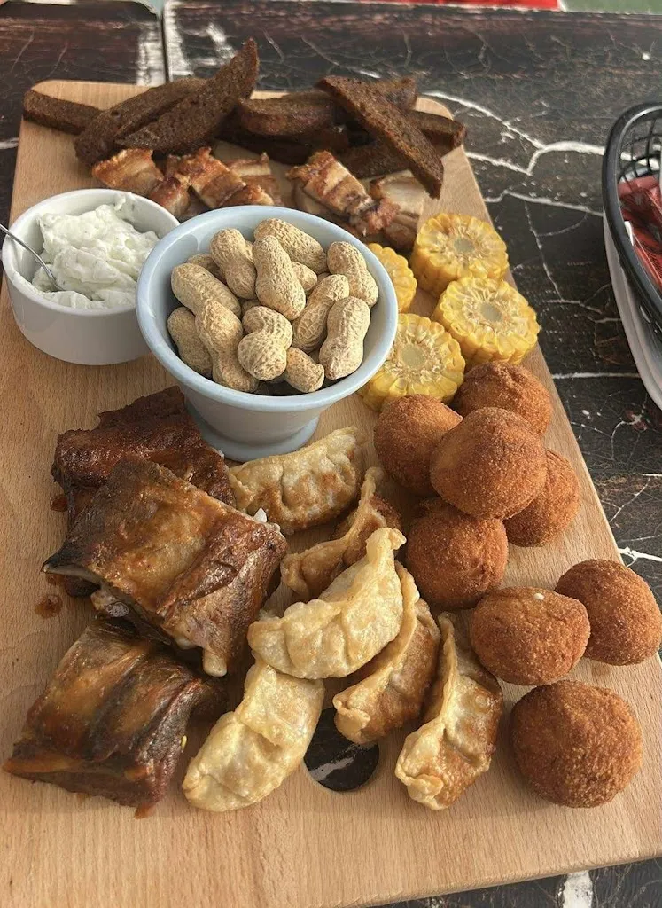 Jacob B_Bar-Tapas Club_Puerto Rico_review