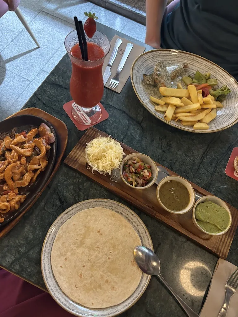 Pati Garibay_Bubbles Restaurante_Puerto Rico_review