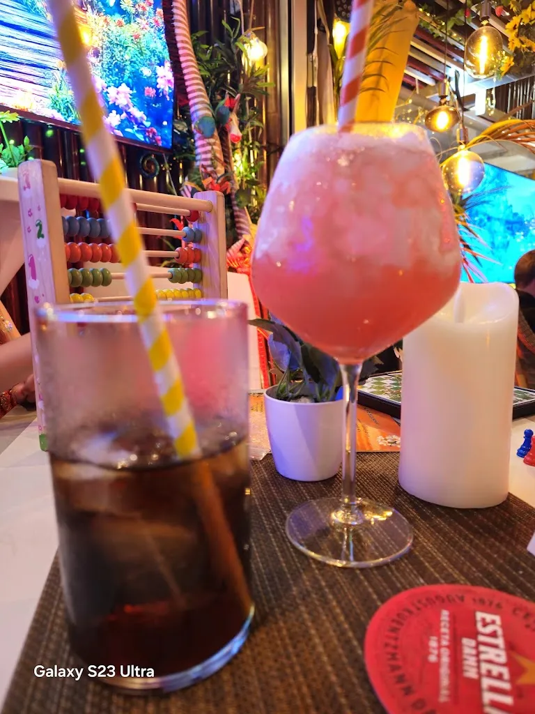 Bubbles Restaurante_Puerto Rico_slider_image_3