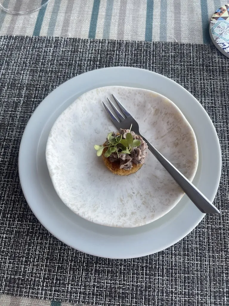 Zoe Strong_Restaurante Que Bien_Puerto Rico_review