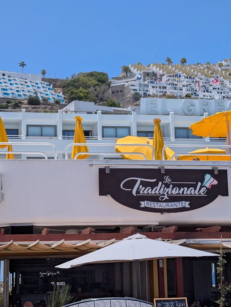 Seren Hughes_Restaurante La Tradizionale_Puerto Rico_review