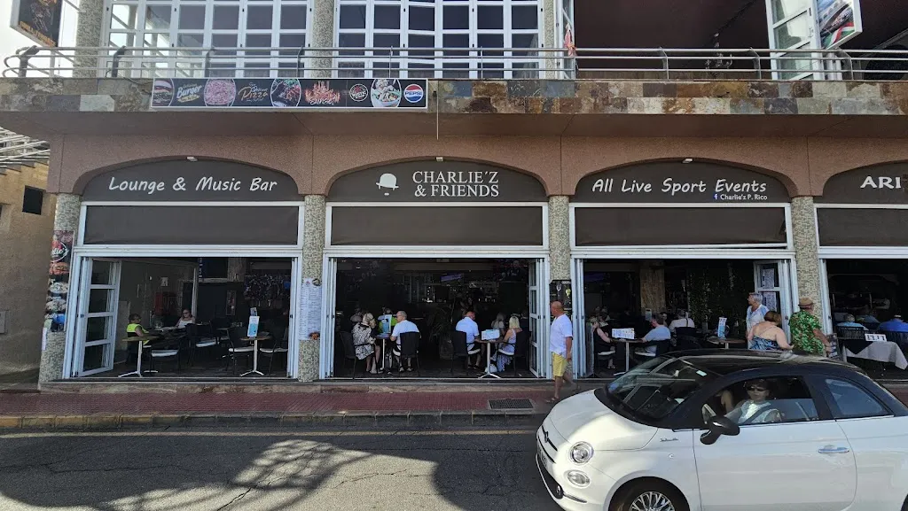 CHARLIE'Z & FRIENDS_Puerto Rico_slider_image_3