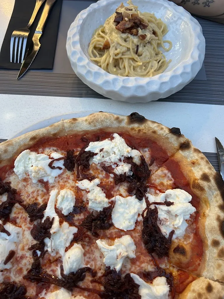 Kai Eisele_Pizzorante MangiaRè_Finestrat_review