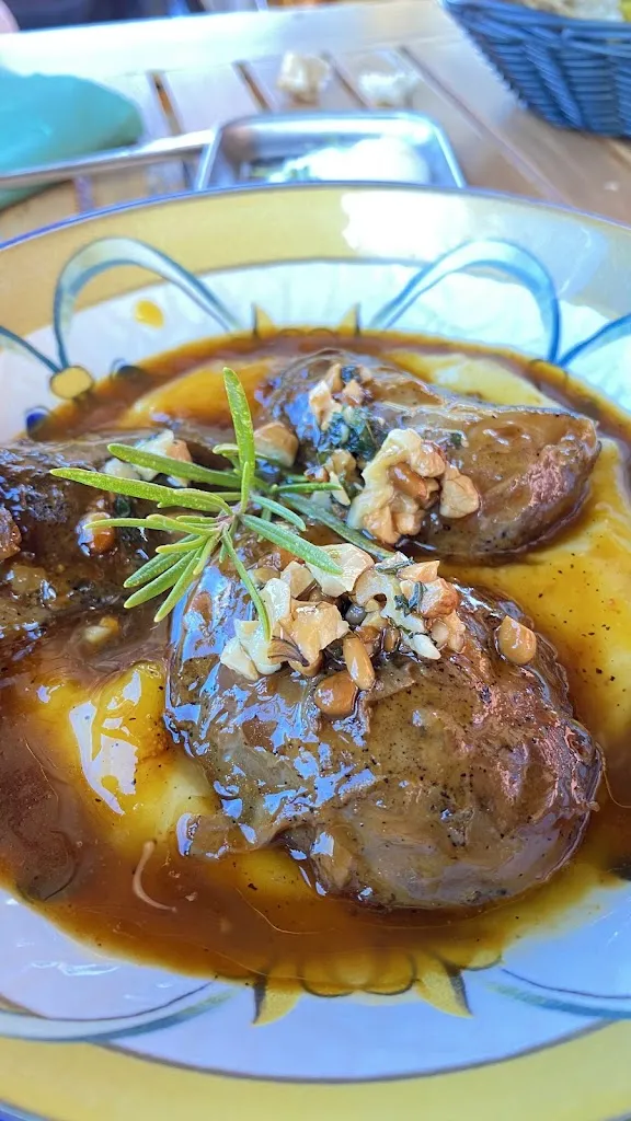 Santiago Díaz Rodríguez_Hierbabuena Taberna_Sauzal_review