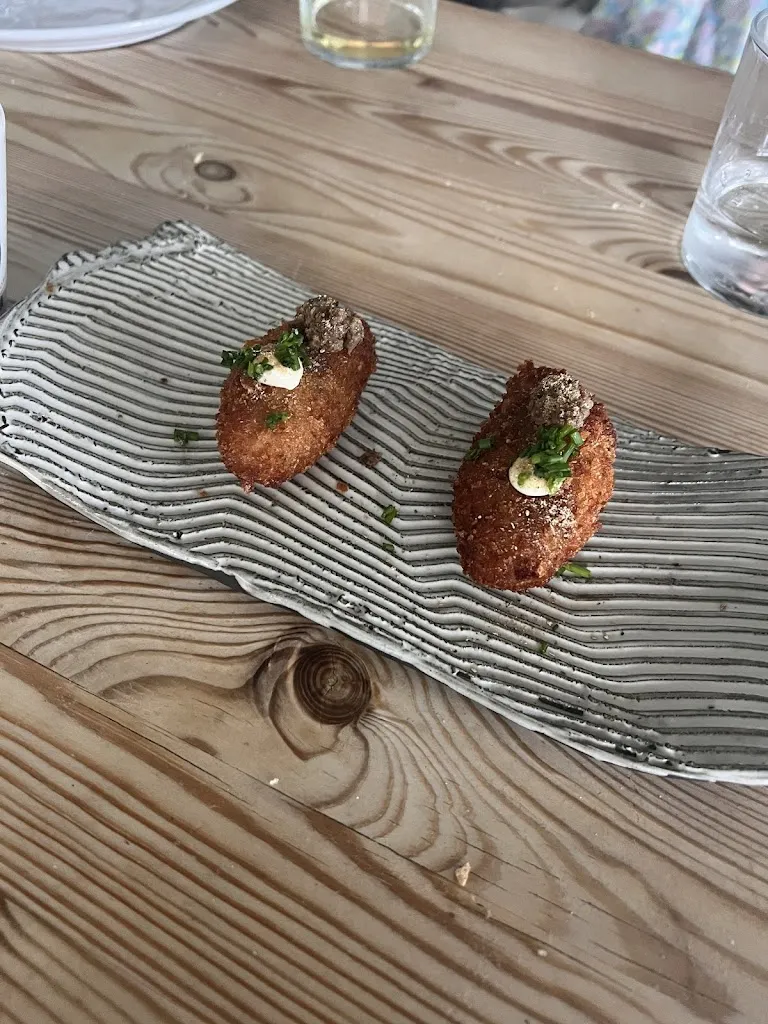 Alexandra Carstea_Nila_Sauzal_review