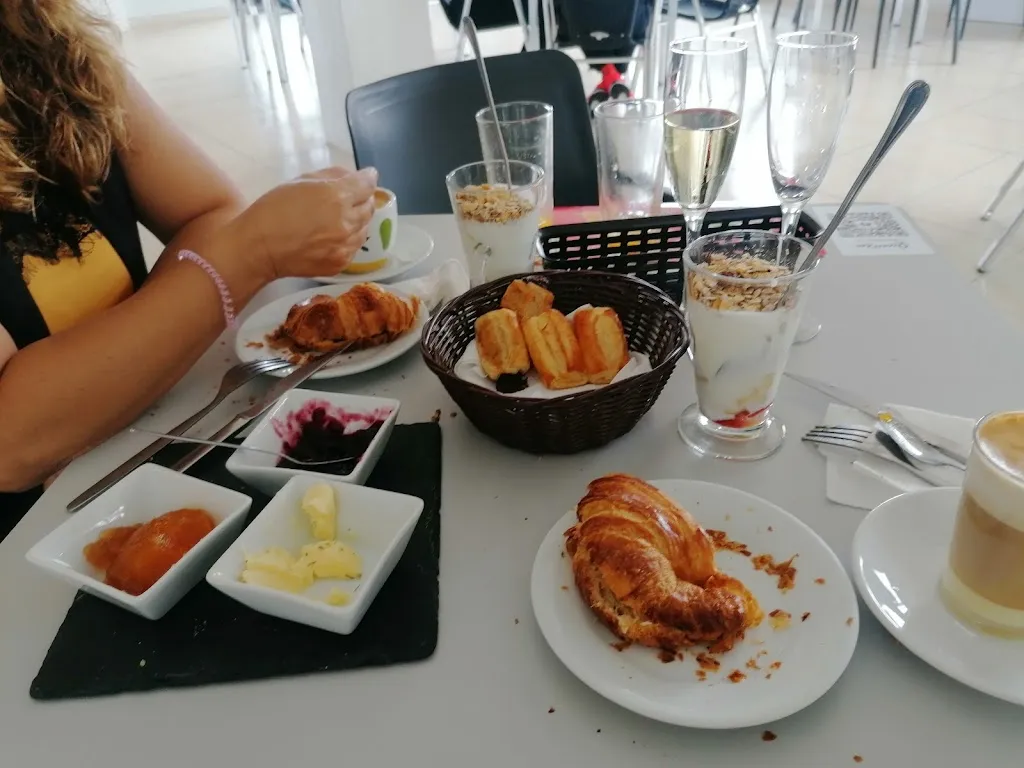 Menu_Recuerdos Cafe & Lounge_Sauzal_image_9