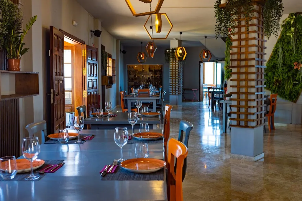 Restaurante Gurea_Sauzal_slider_image_1