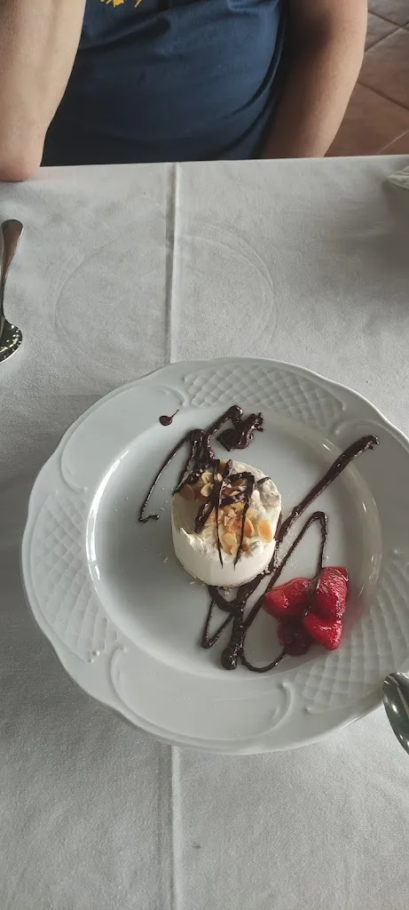 Ph.D Marisa Hidalgo_Restaurante Arcos de la Laguna, Valleseco_Valleseco_review