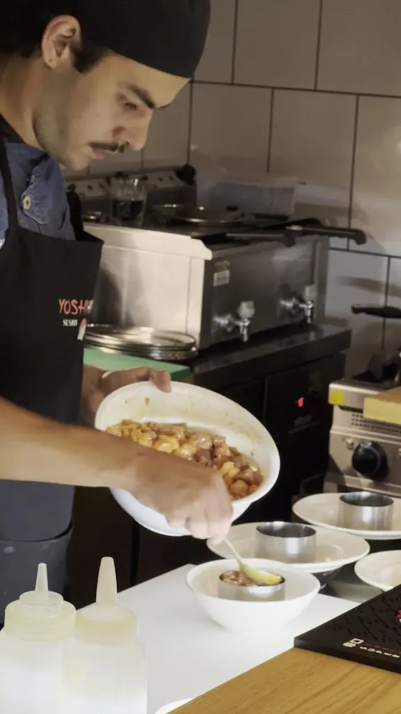 YOSHIHIRO Sushi Bar 