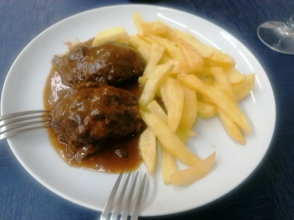 Yani Medcaz_Casa Abrante Tasca_Telde_review