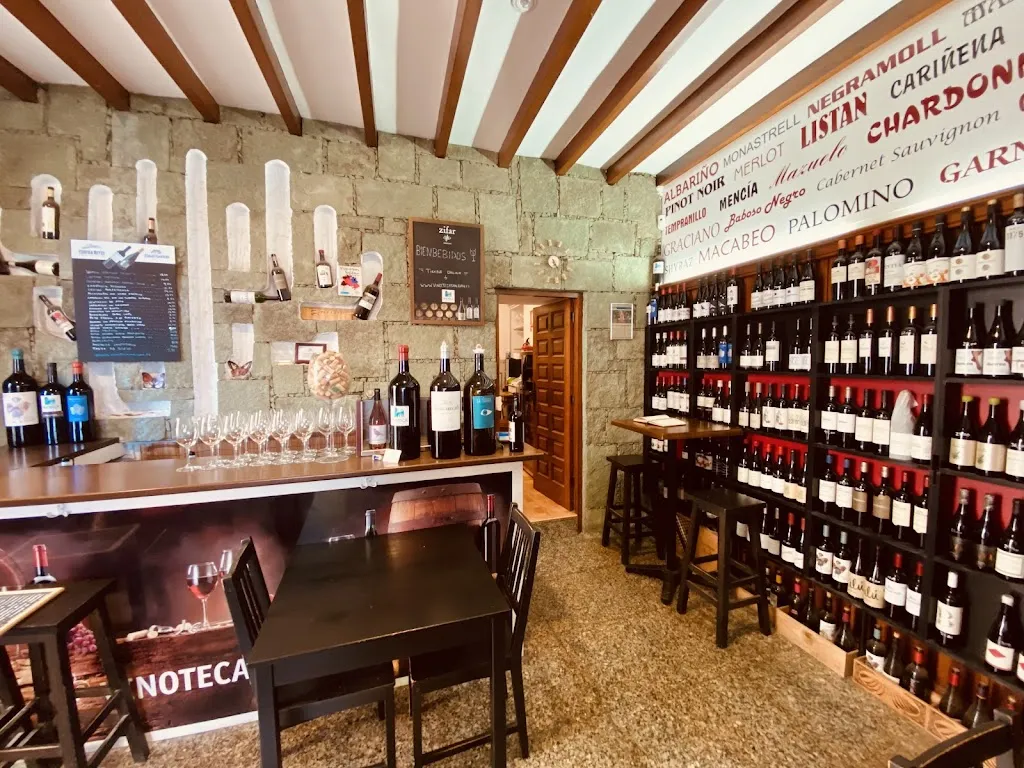 Vinoteca San Juan_Telde_slider_image_3
