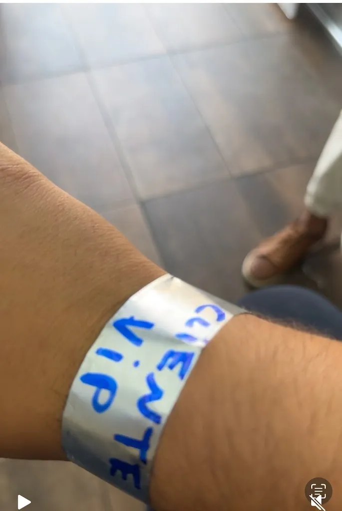 reza parhoodeh_Bar Yazmina_Telde_review