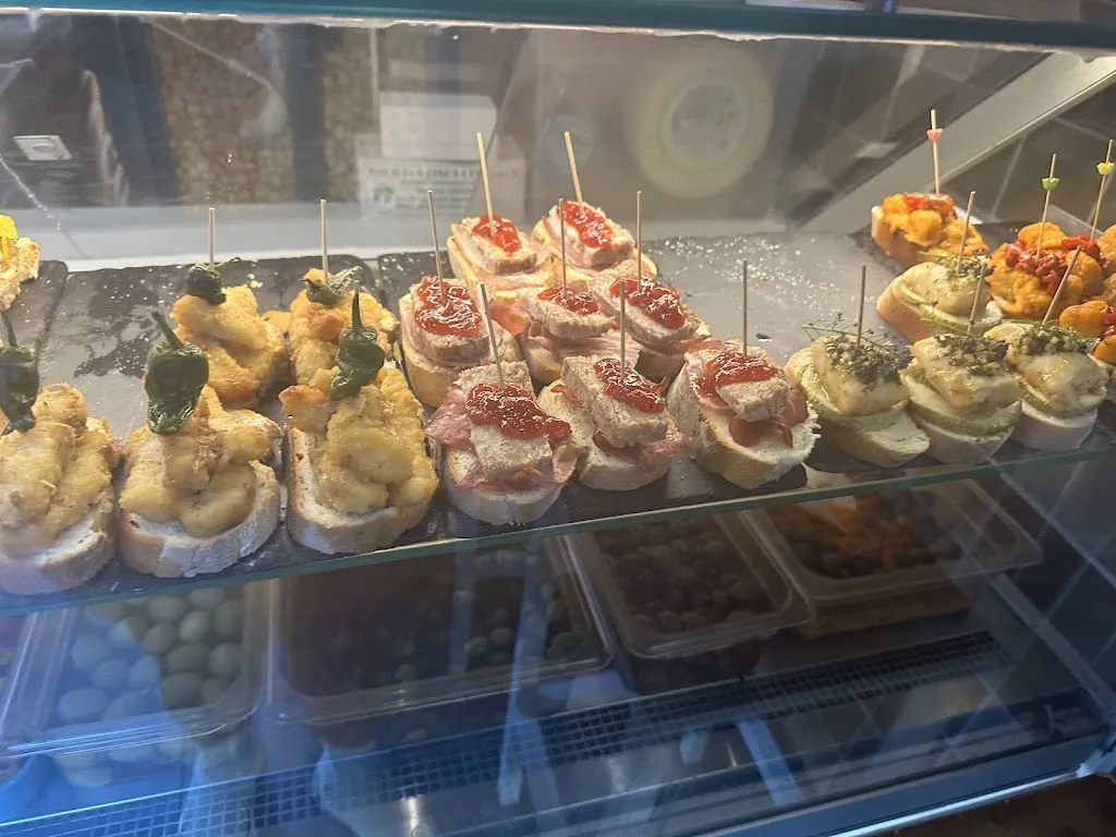 Bar Encurtidos Antequera Telde_Telde_slider_image_1