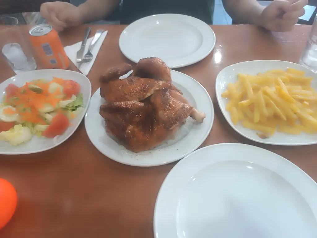 Menu_Las Brasas Pollos al carbon_Acebedo_image_5