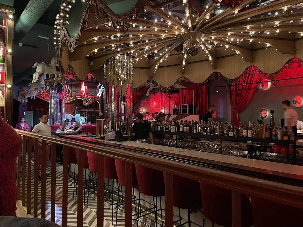 Arrogante Restaurante Madrid_Arganza_slider_image_3