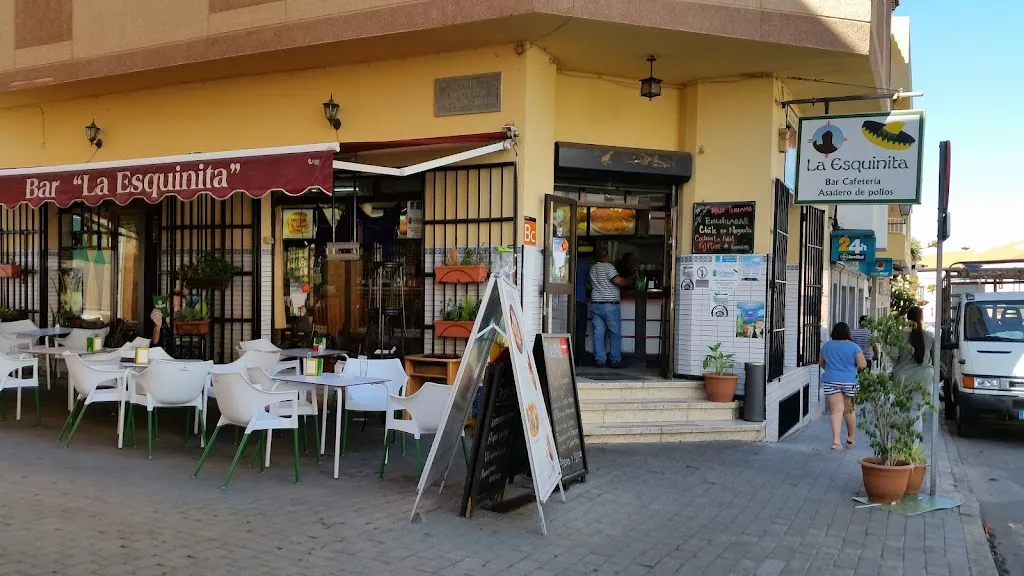 La Esquinita ristorante a Vega de San Mateo