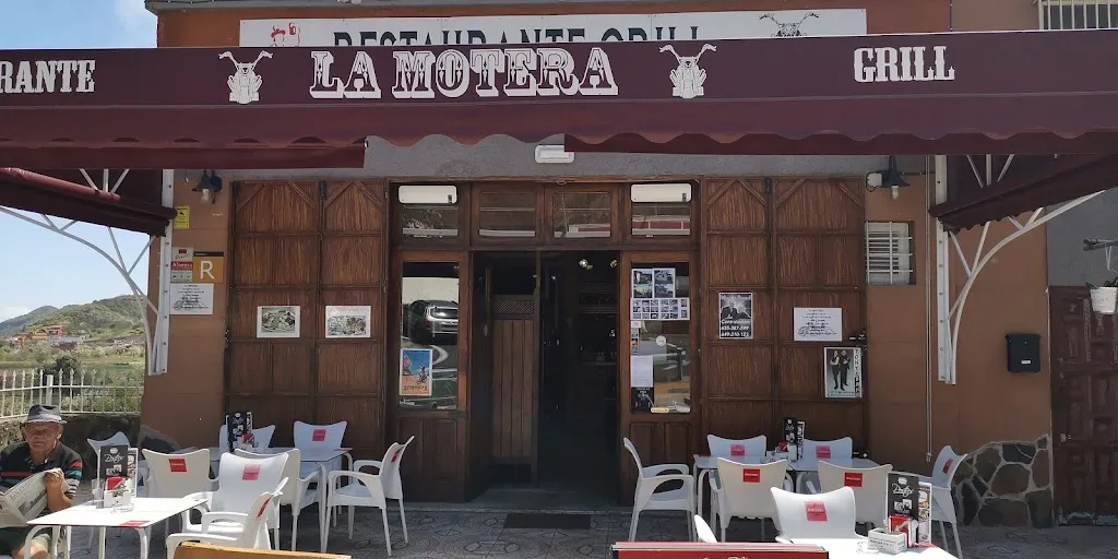 Restaurante Grill La Motera restaurant in Vega de San Mateo