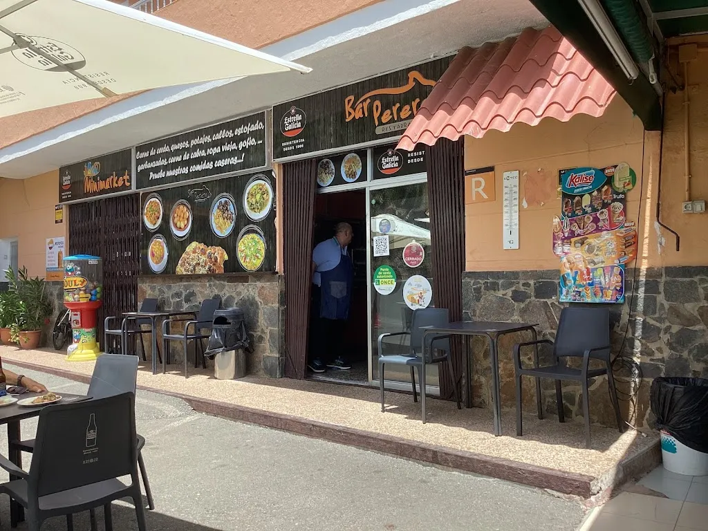 Bar restaurante perera restaurant in Vega de San Mateo