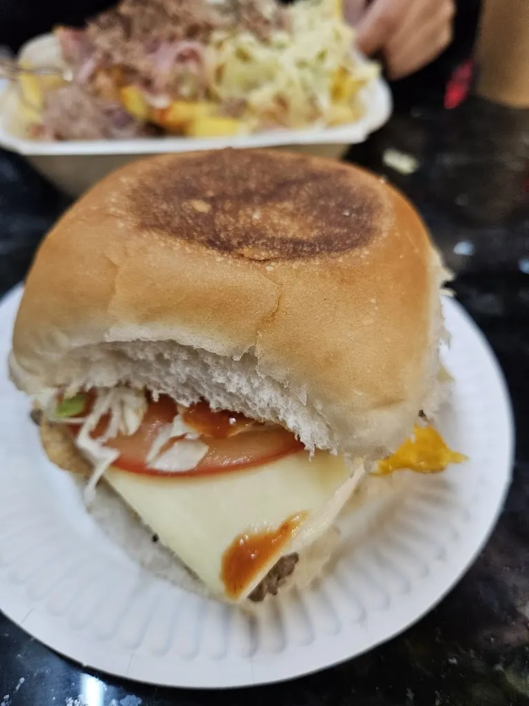 Burger Pepe_Vega de San Mateo_slider_image_2