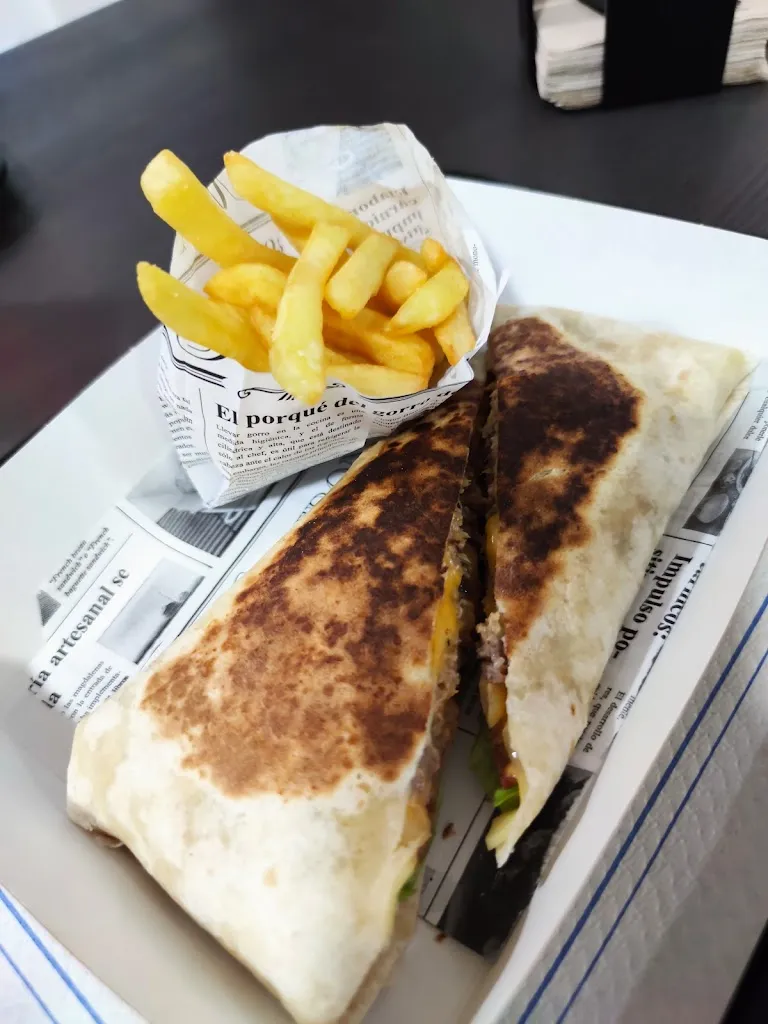 Juanillo Brasa&Burger_Arteixo_slider_image_3