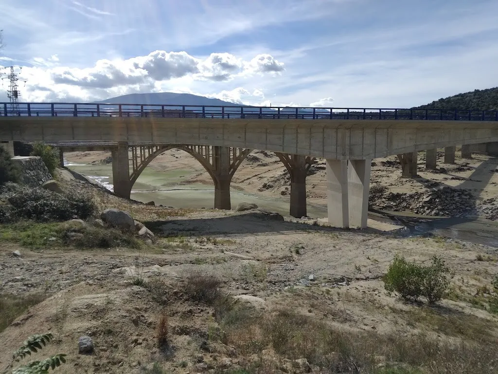 Bob Hall_Hamburguillo_Barraco_review