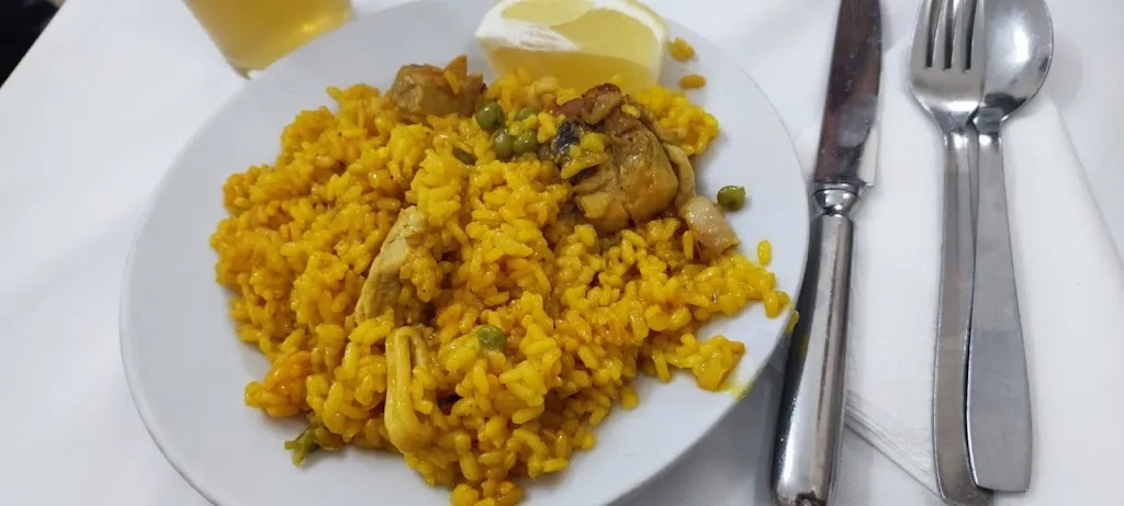 Menu_Bar Restaurant León_Barrios de Luna Los_immagine_8