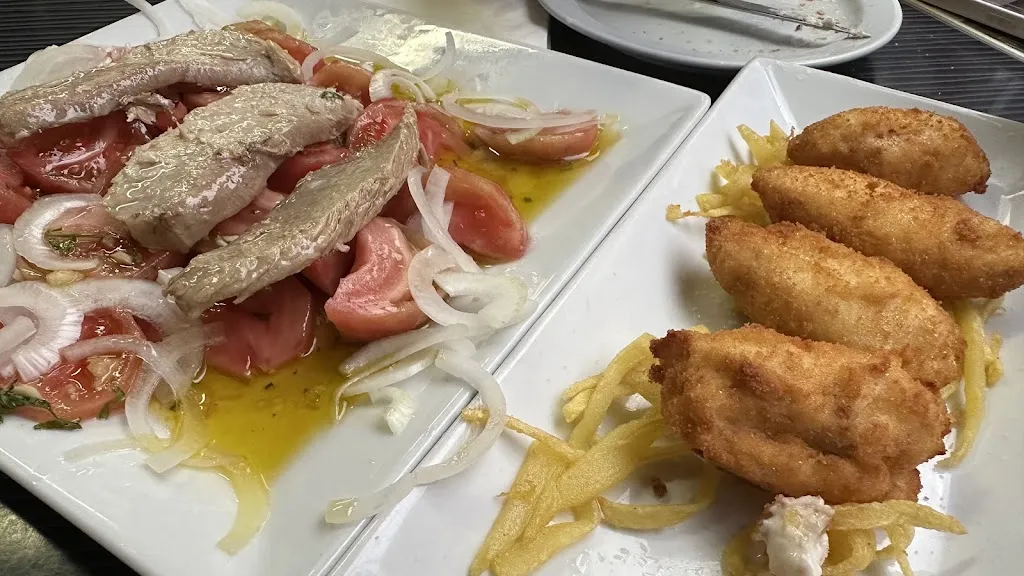 Bar Restaurant León_Barrios de Luna Los_slider_image_2