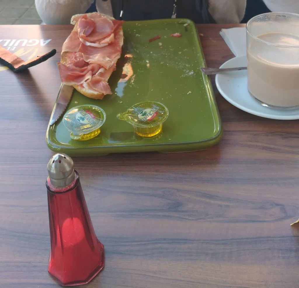 Menu_Bar toledano_Barrios de Luna Los_image_5