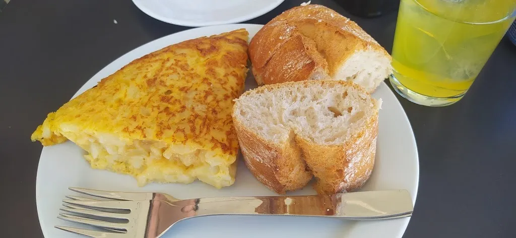 Menu_Restaurante Luna_Barrios de Luna Los_image_7