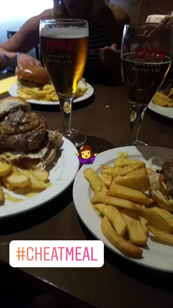 Taberna el refugio_Vecindario_slider_image_2