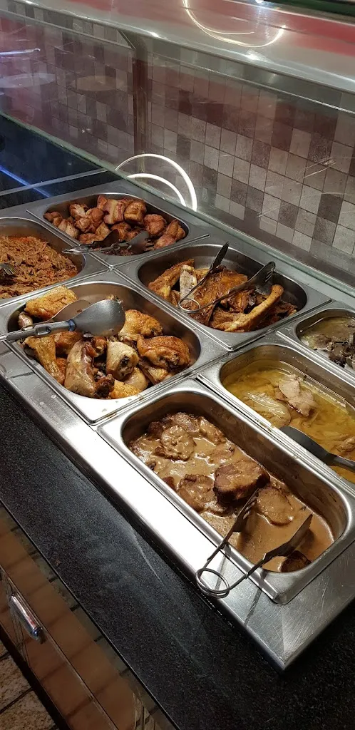 Andrew Lai_Restaurante Buffet Cubano Hatuey_Vecindario_review