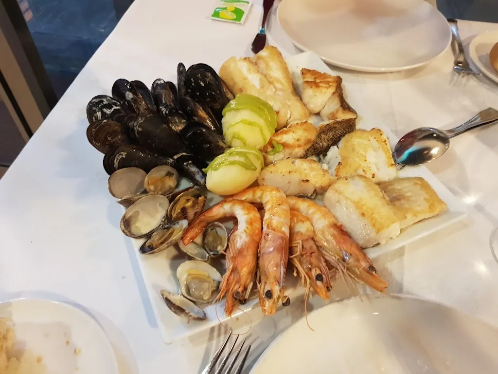 Michele Barone_Restaurante Arrocería Humus_Vecindario_review