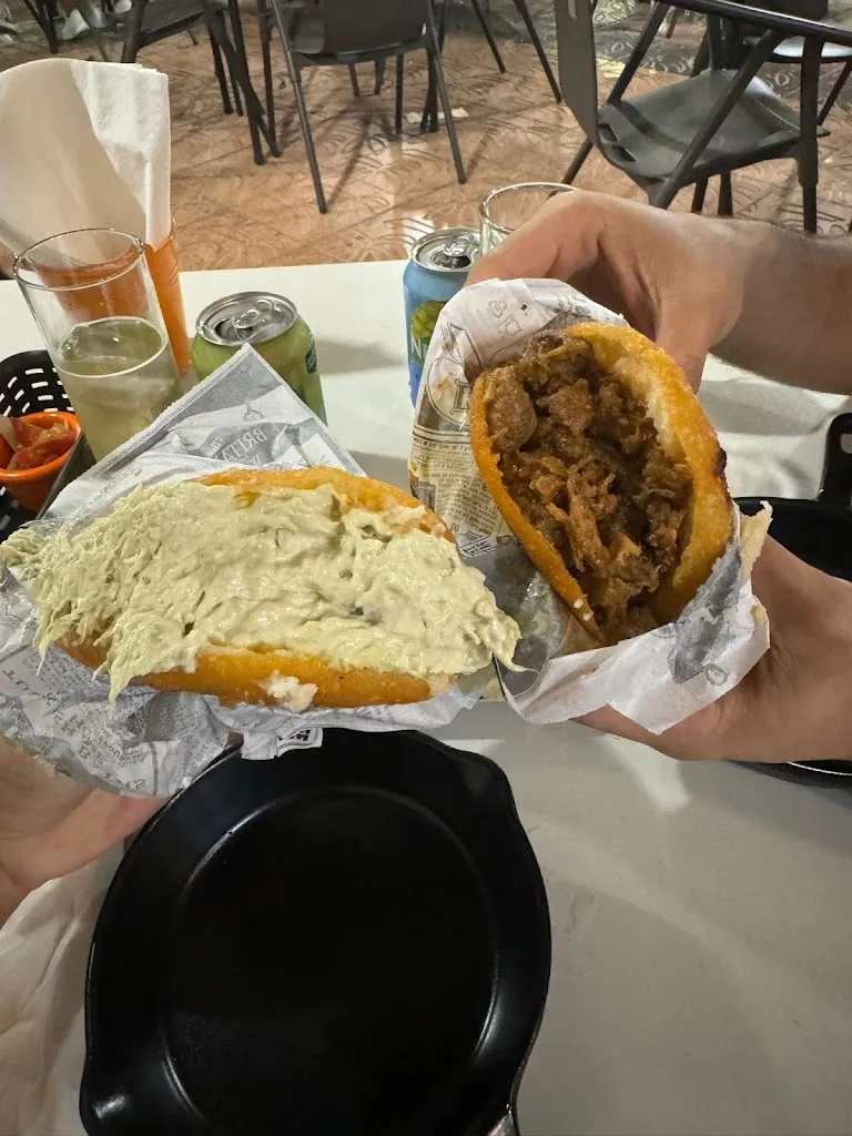 Froilan Armando Luna Alvarez_Restaurante El Metedero_Vecindario_review