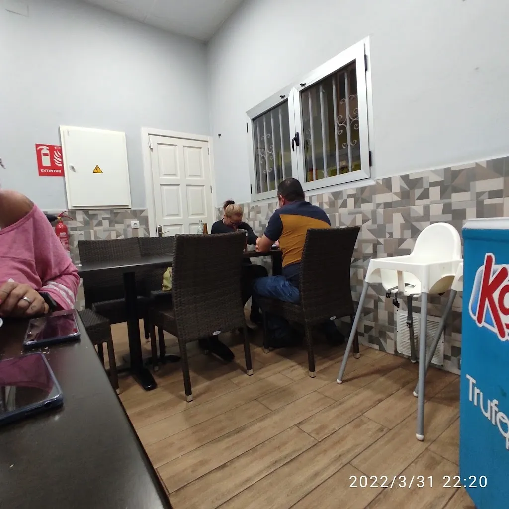 Steindór Halldórsson_Grill los amigos_Vecindario_review