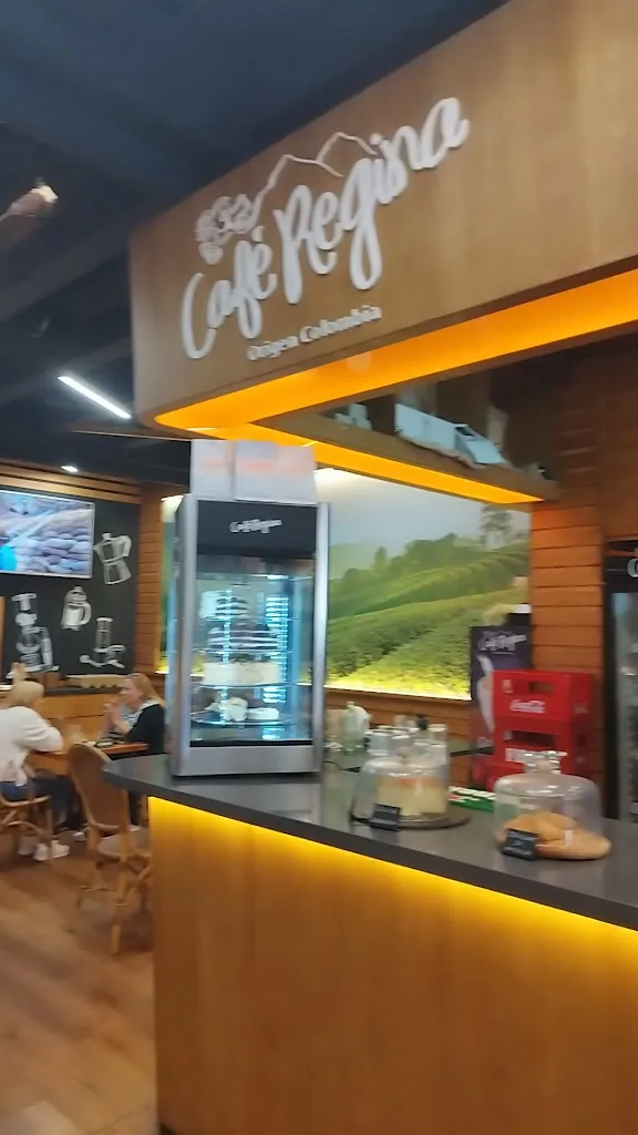 Gonzalo Ayala_Cafe Bar Regina Vecindario_Vecindario_review