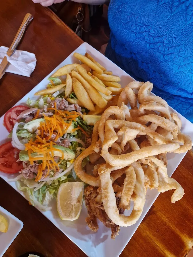 A. Rodriguez_Casa Pablito_Vecindario_review