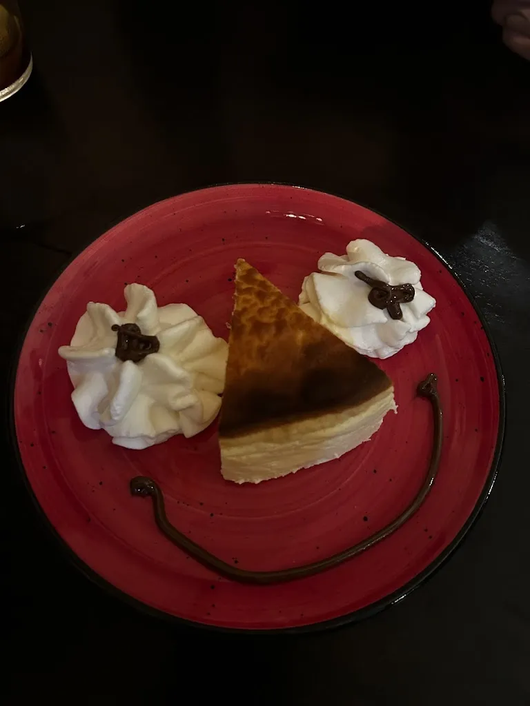 Elizabeth Vega_MASKANALLA_Vecindario_recensione