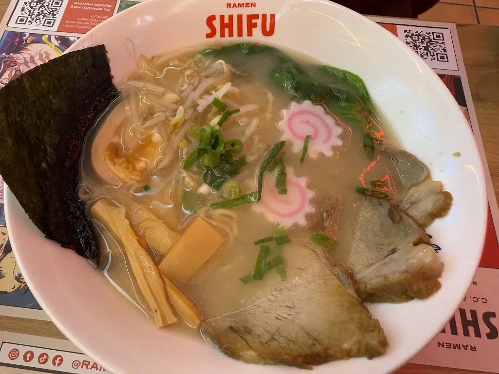 Emma_Ramen Shifu Japanese Restaurant_Vecindario_review