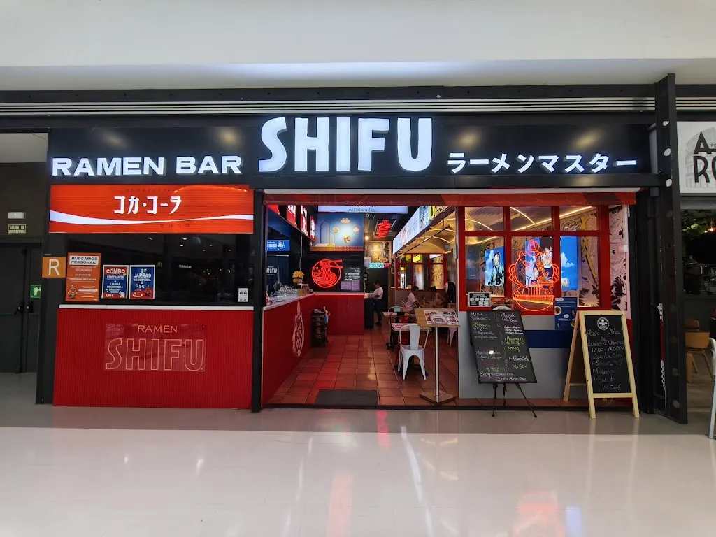 Ramen Shifu Japanese Restaurant_Vecindario_slider_image_1
