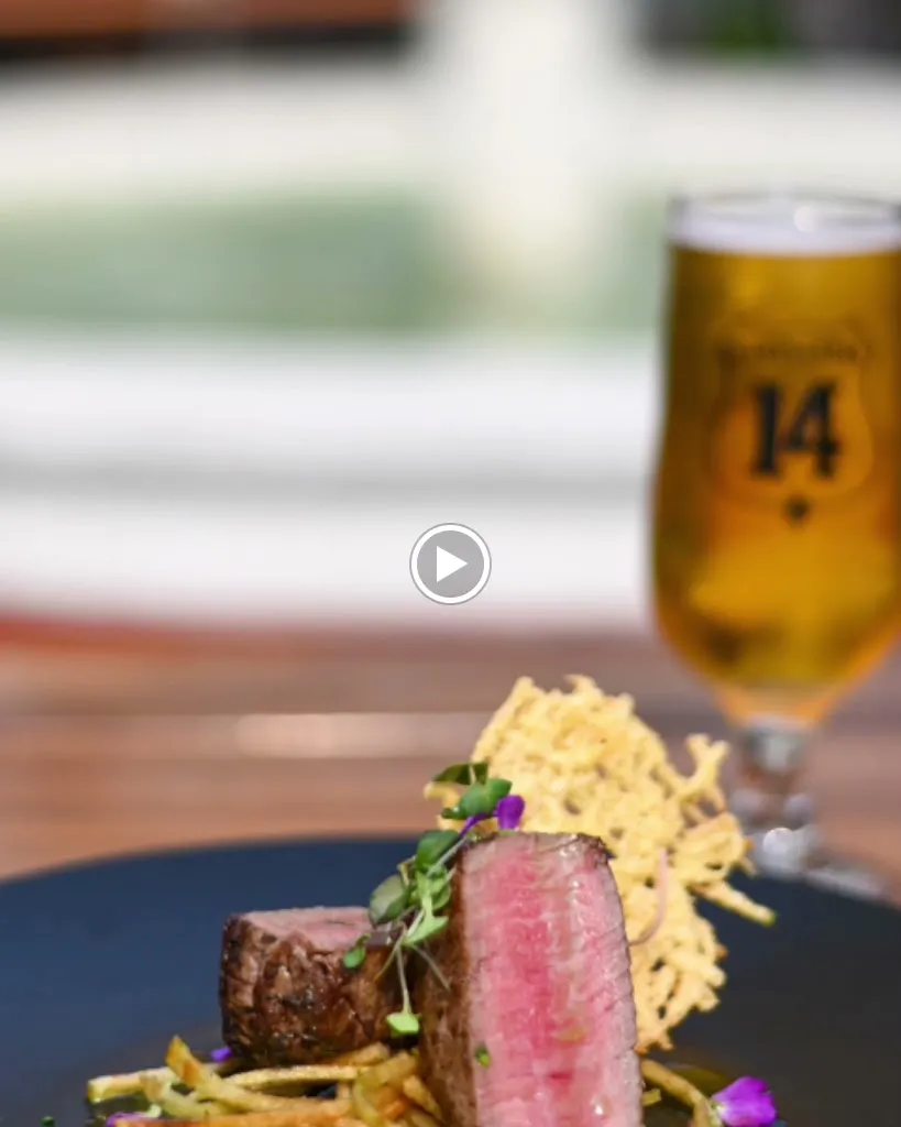 Hector's Bistro_Antigua La_slider_image_2