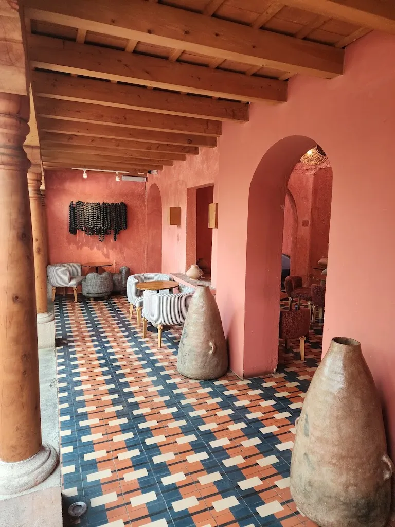 David Ruiz Bautista_Los Tres Tiempos_Antigua La_review