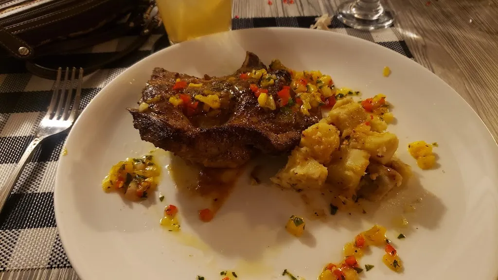 Menu_The Fox House Bar & Restaurant_Antigua La_image_6