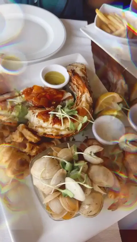 Cloggy's_Antigua La_slider_image_2