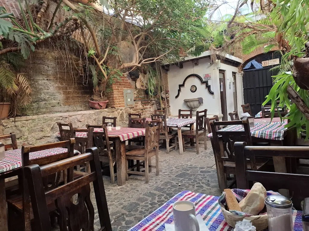 La Cuevita de Los Urquizú_Antigua La_slider_image_1