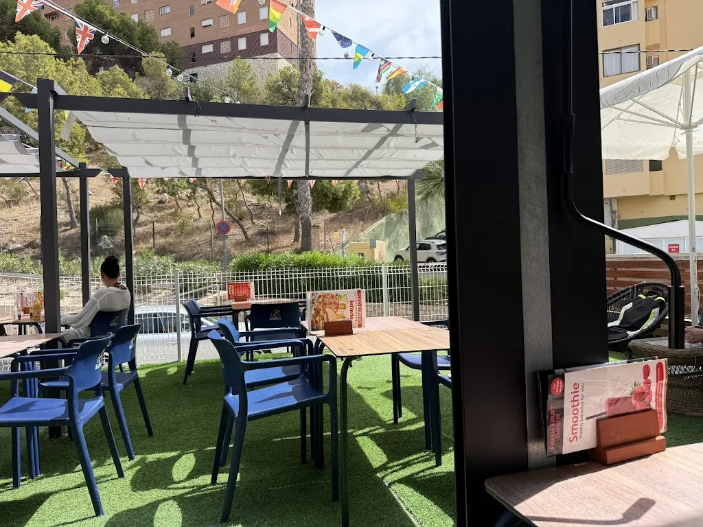 S. 21lva_Infinite food and drinks_Finestrat_recensione